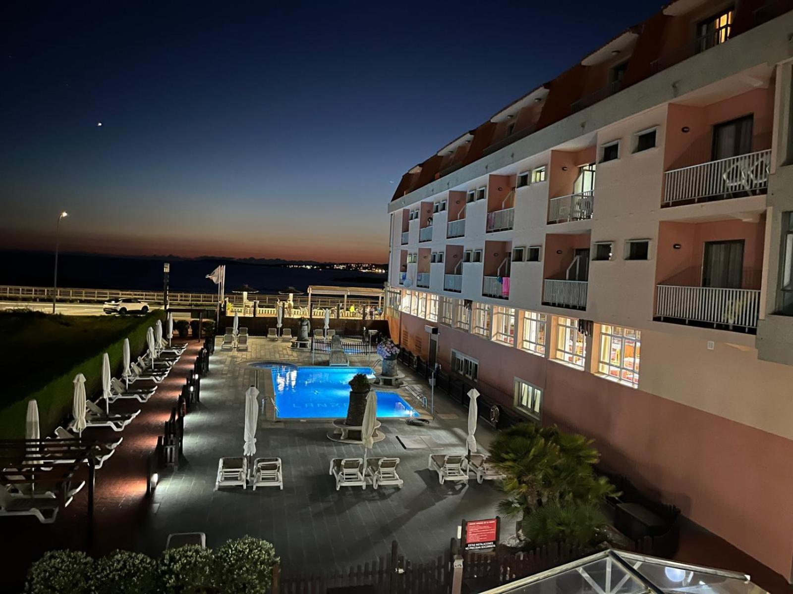 Hotel La Lanzada Playa de la Lanzada Exterior photo